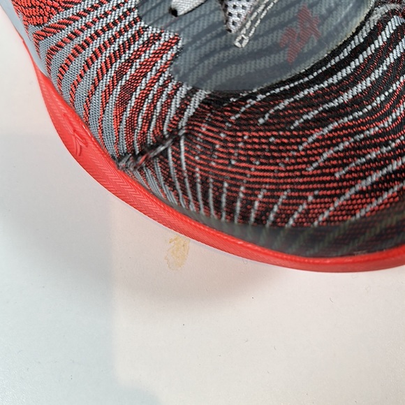 Nike Kobe KB Mentality 2 Crimson Wolf Grey Men’s Size 8 Sneakers 818952-004 - Picture 7 of 11